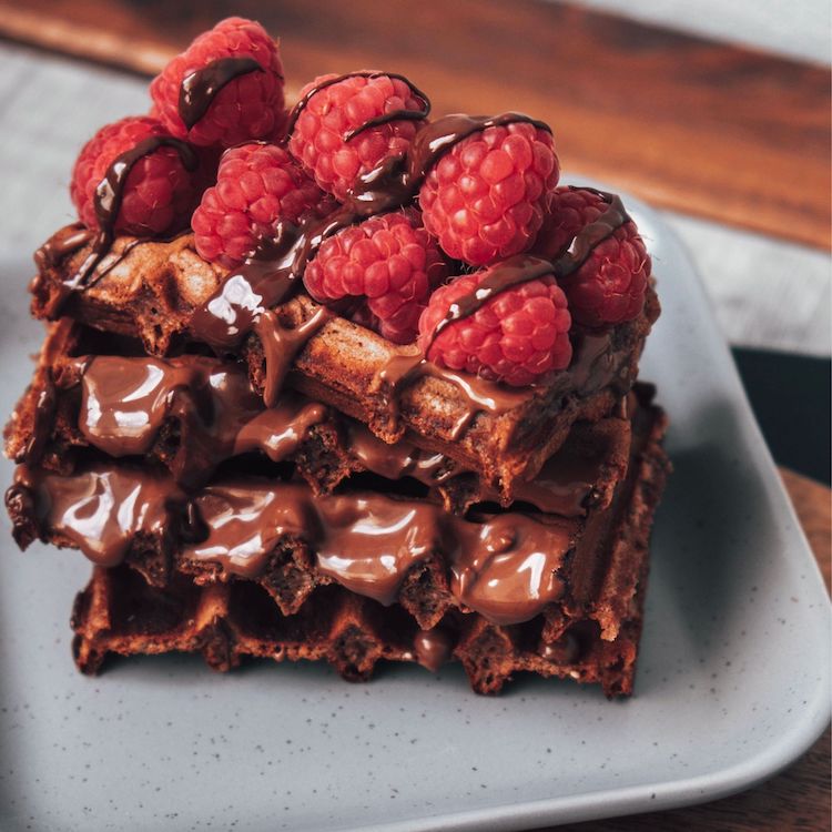 #6 TOETJE | Chocolade wafels met verse framboos